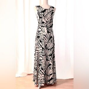 Talbots Blue & White Paisley Knit Jersey Maxi Dress